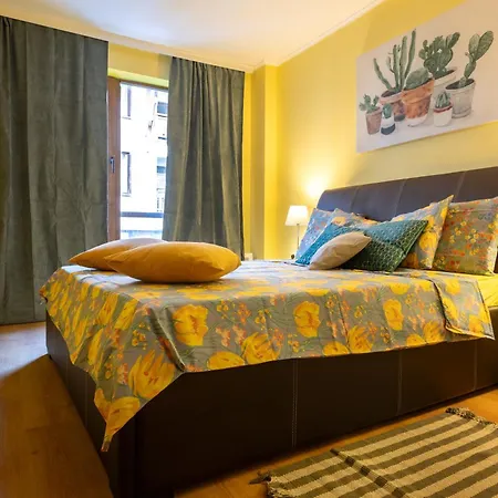 Cedar Iii 2 Bdrm Flat B12 شقة