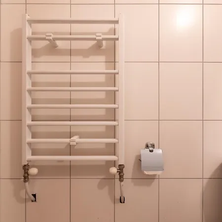 Cedar Iii 2 Bdrm Flat B12 בנסקו