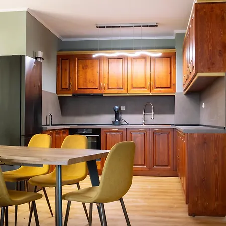 Cedar Iii 2 Bdrm Flat B12 公寓 *