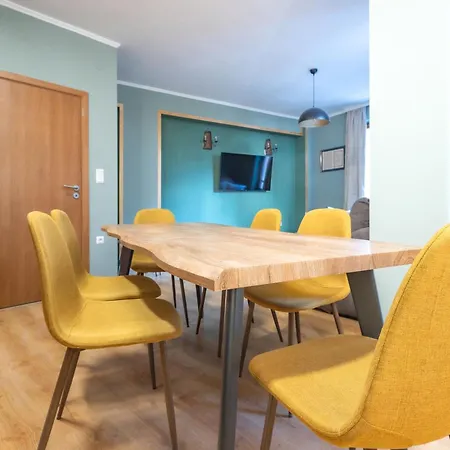 Cedar Iii 2 Bdrm Flat B12 公寓