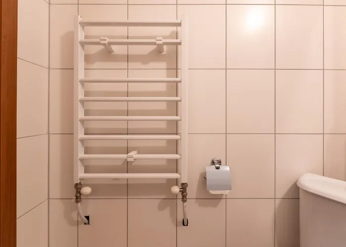 Cedar Iii 2 Bdrm Flat B12 Banszko